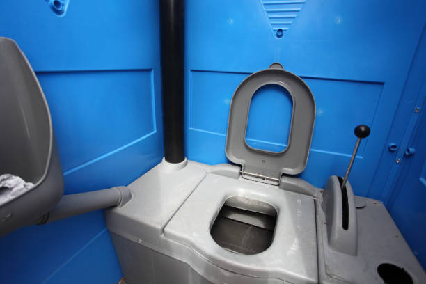 Best Portable restroom trailer rental  in Baudette, MN